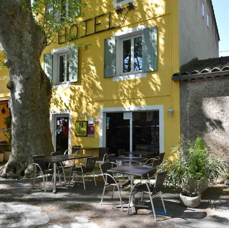 Logis Hotel De L'Etang Cucuron Kültér fotó