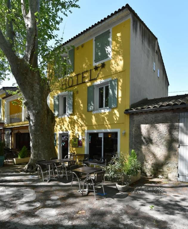 Logis Hotel De L'Etang Cucuron Kültér fotó